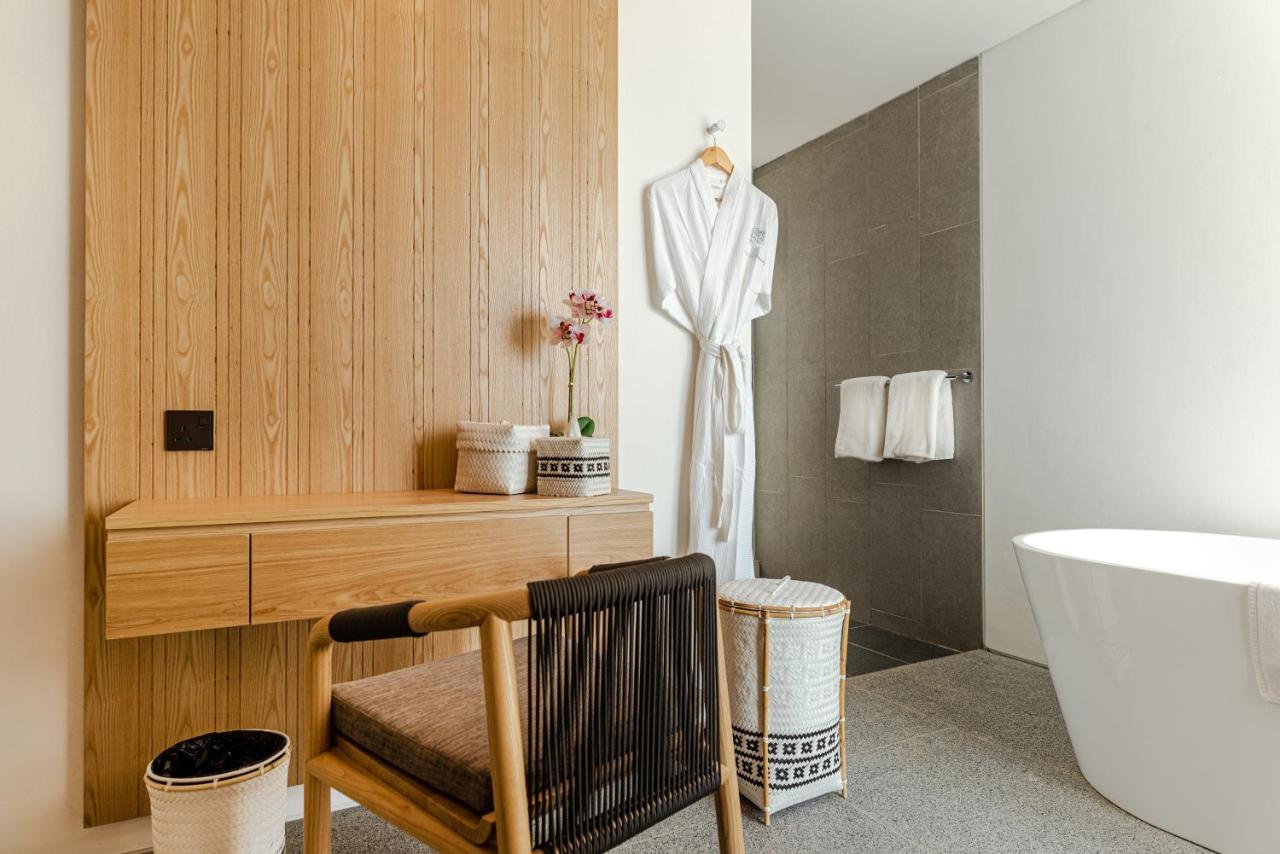 Resort Cove 55